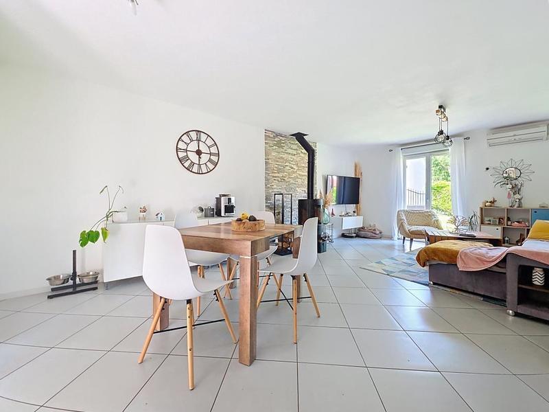 Maison - 146 m² - 5 pièces