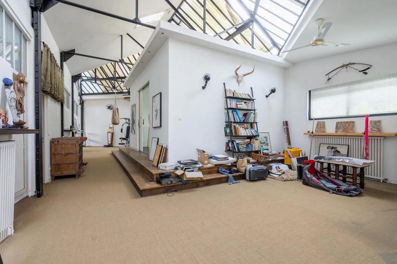 Maison - 407 m² - 5 pièces