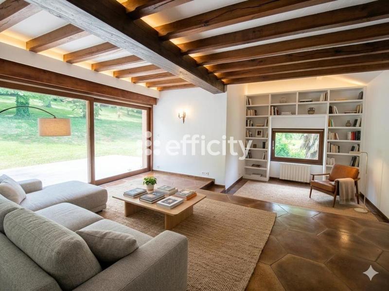 Maison - 262 m² - 10 pièces