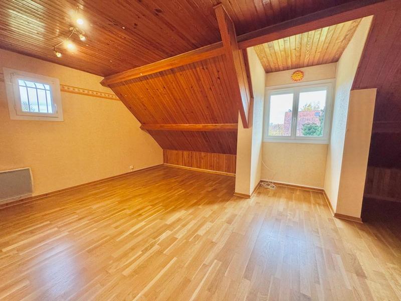 Maison - 170 m² - 4 pièces