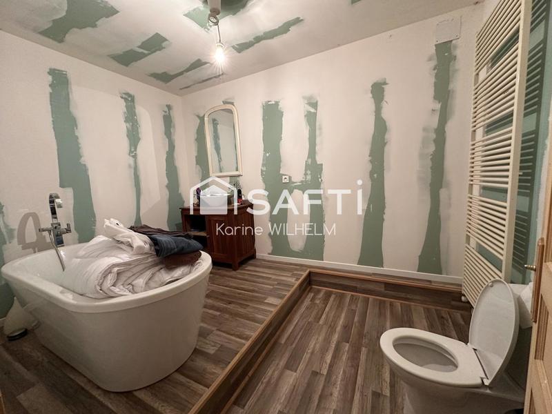 Maison - 245 m² - 9 pièces