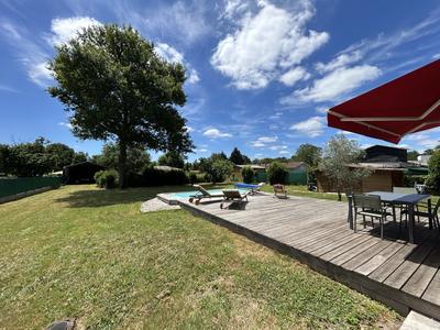 Maison - 165 m² - 5 pièces