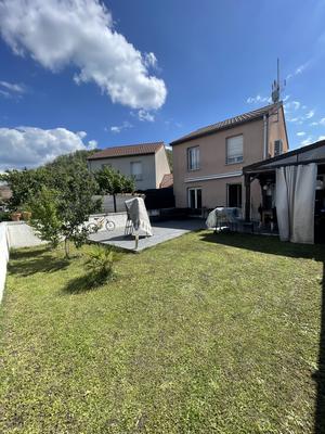 Maison - 81 m² - 5 pièces