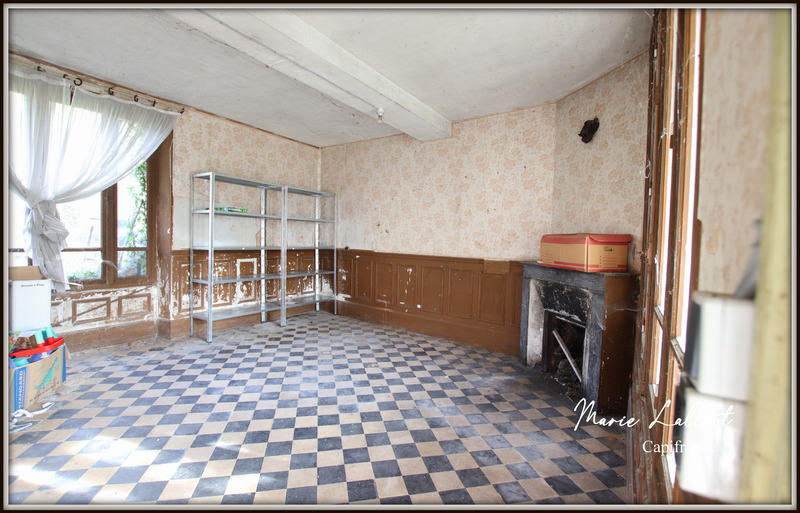 Maison - 218 m² - 8 pièces