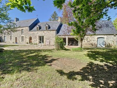 Longère - 252 m² - 7 pièces