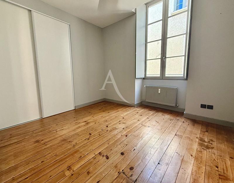 Appartement - 97 m² - 3 pièces