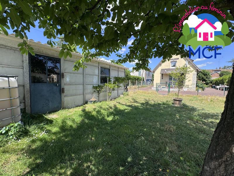 Maison traditionnelle - 121 m² - 7 pièces