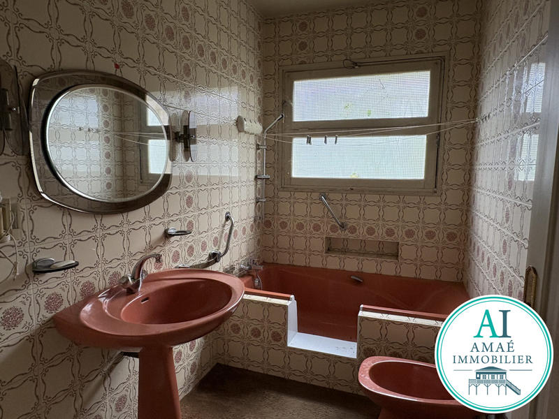 Maison traditionnelle - 107 m² - 5 pièces