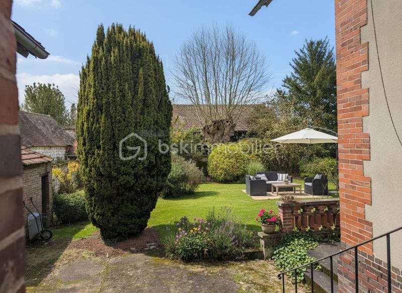 Demeure - 267 m² - 11 pièces