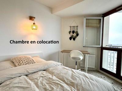 Chambre - 90 m² - 1 pièce