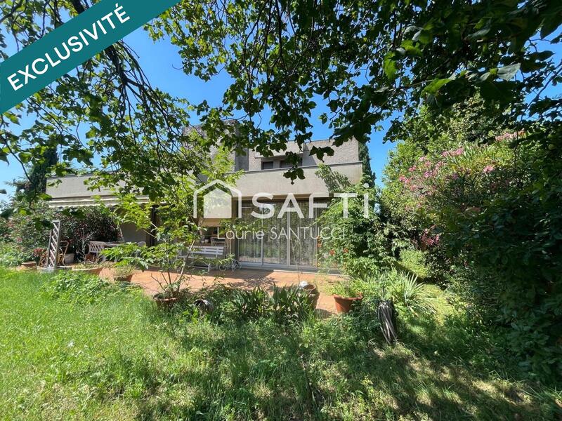 Maison - 180 m² - 6 pièces