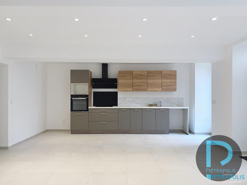 Duplex - 104 m² - 5 pièces