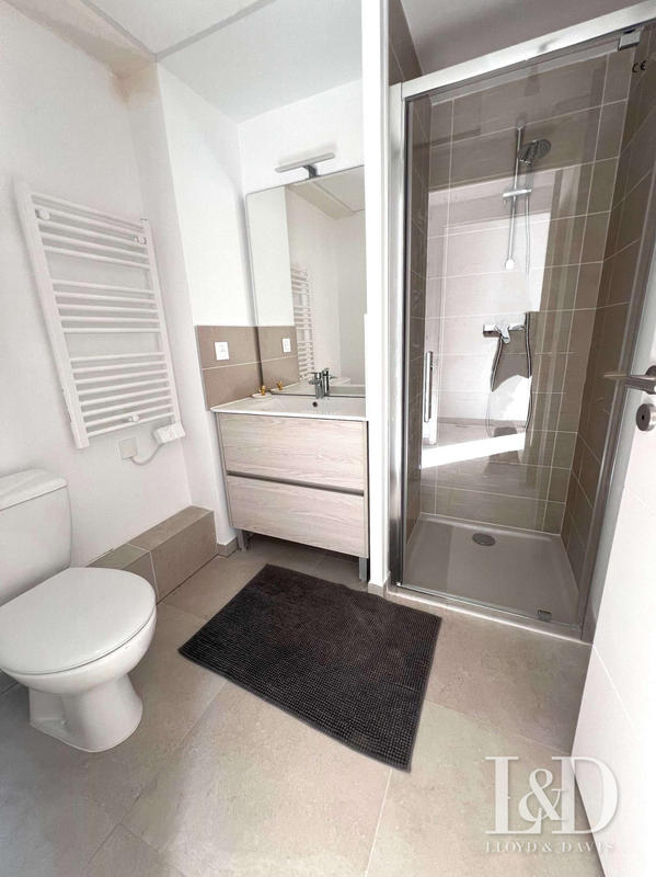 Appartement - 107 m² - 5 pièces