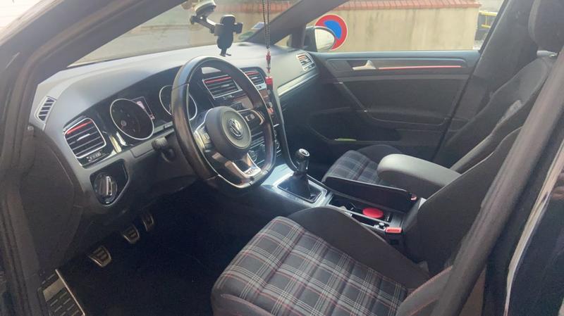 Volkswagen Golf VII 2.0 Tsi 230 Gti