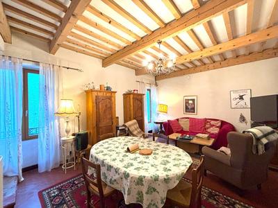 Maison - 102 m² - 4 pièces