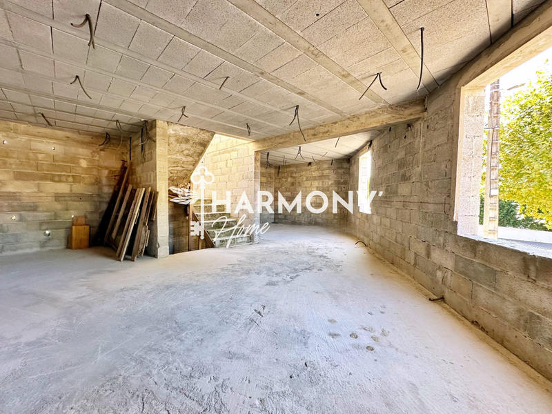 Maison - 140 m² - 3 pièces