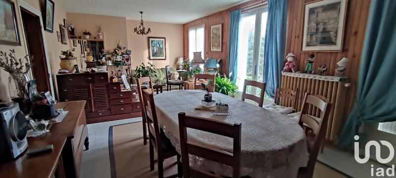 Maison - 282 m² - 9 pièces