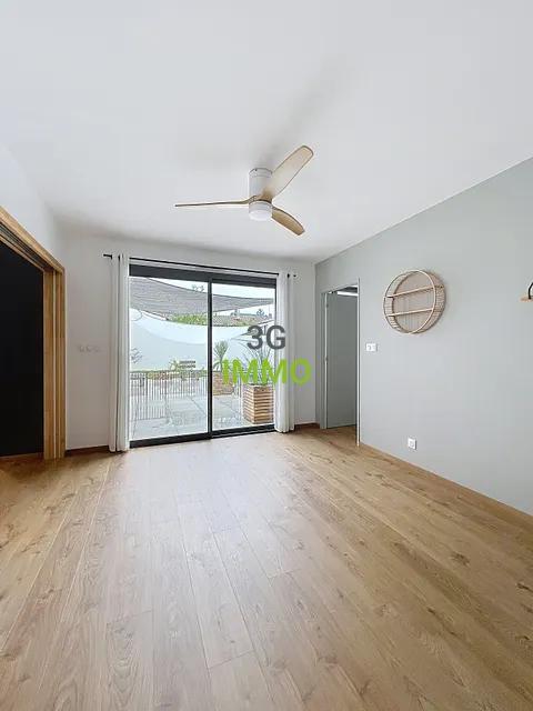 Maison - 121 m² - 6 pièces