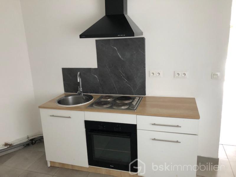 Maison - 255 m² - 3 pièces