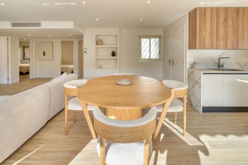 Appartement - 95 m² - 4 pièces