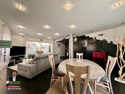 Maison - 119 m² - 4 pièces