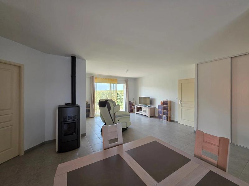 Maison - 104 m² - 5 pièces