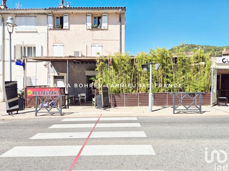 Local commercial - 180 m²