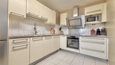 Maison - 84 m² - 4 pièces