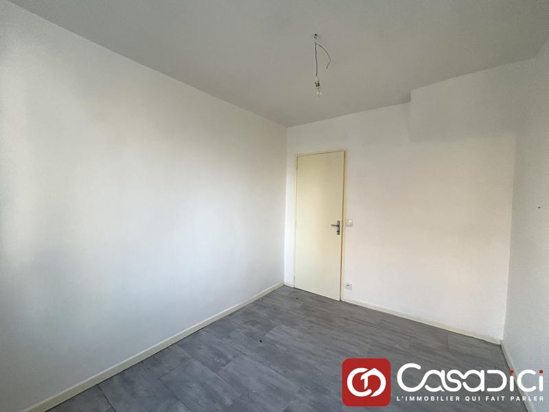 Maison - 76 m² - 4 pièces