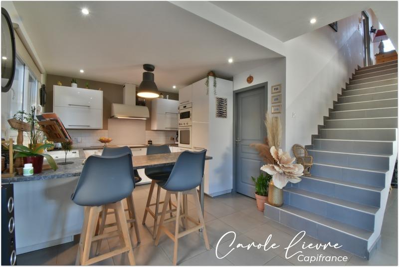 Maison - 121 m² - 5 pièces