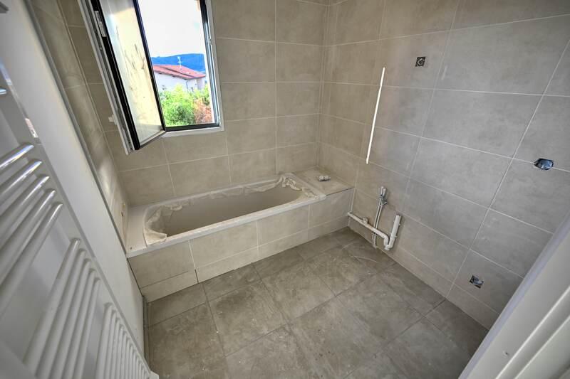 Appartement - 102 m² - 4 pièces