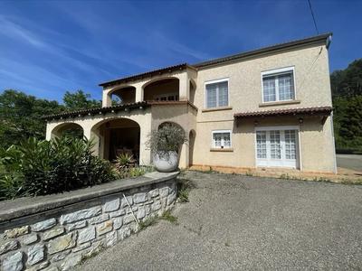 Maison - 132 m² - 7 pièces