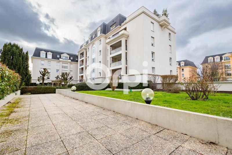 Appartement - 100 m² - 4 pièces