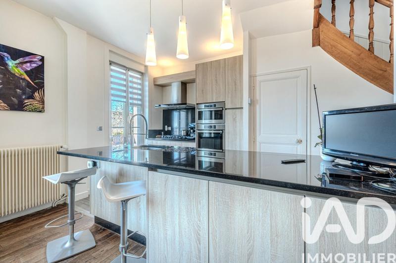 Maison de ville - 122 m² - 6 pièces