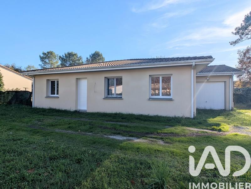 Maison - 94 m² - 4 pièces