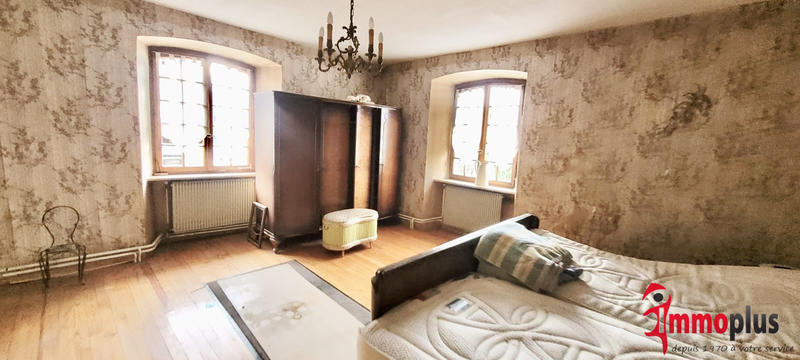 Maison - 190 m² - 8 pièces