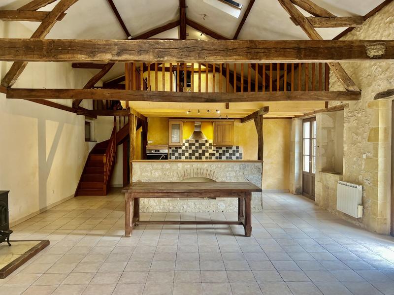 Maison traditionnelle - 150 m² - 4 pièces