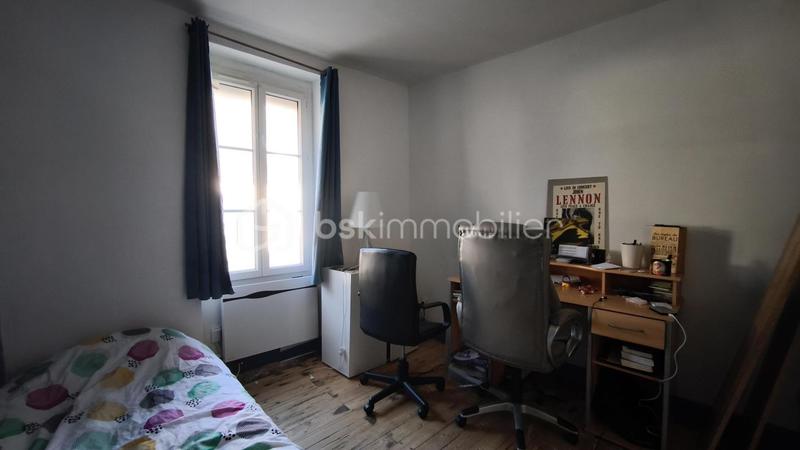 Maison traditionnelle - 122 m² - 4 pièces