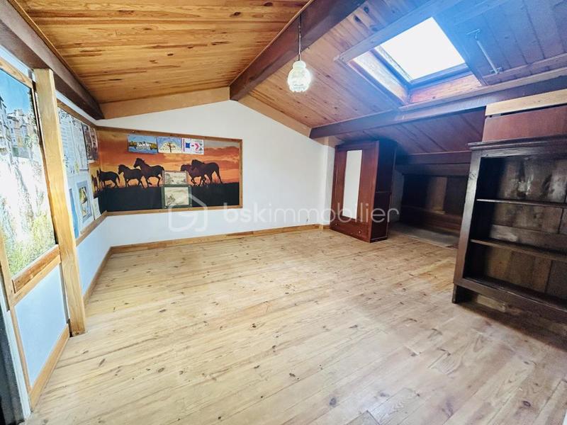 Maison - 97 m² - 4 pièces