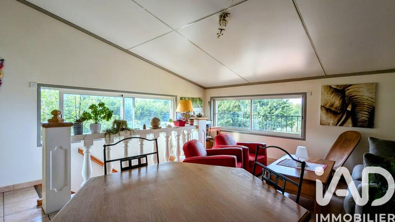 Maison - 191 m² - 5 pièces