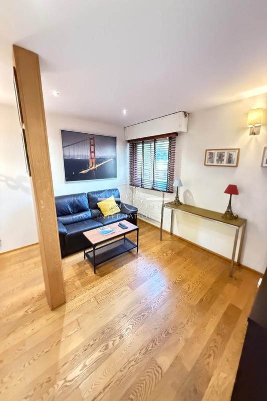 Appartement - 122 m² - 4 pièces