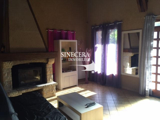 Maison - 450 m² - 20 pièces