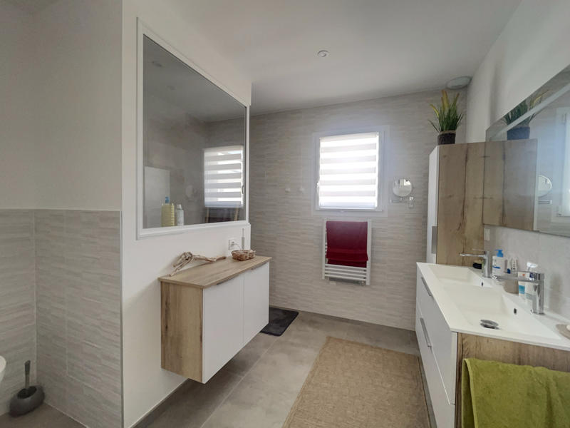 Maison - 99 m² - 4 pièces