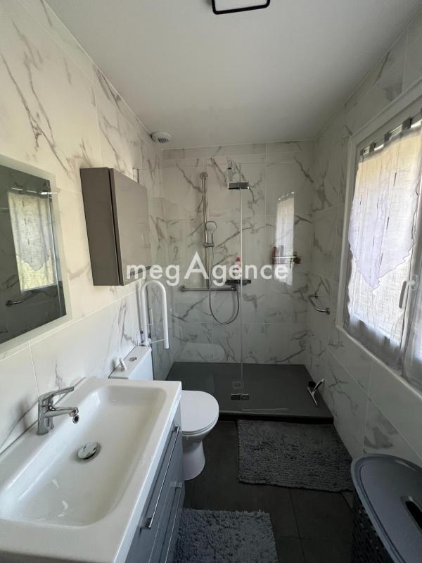 Maison - 80 m² - 5 pièces