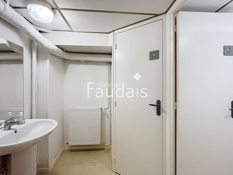 Local commercial - 360 m²