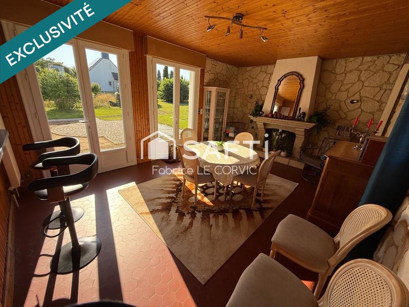 Maison - 196 m² - 8 pièces