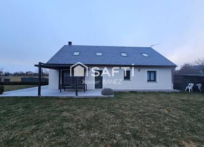 Maison - 138 m² - 5 pièces