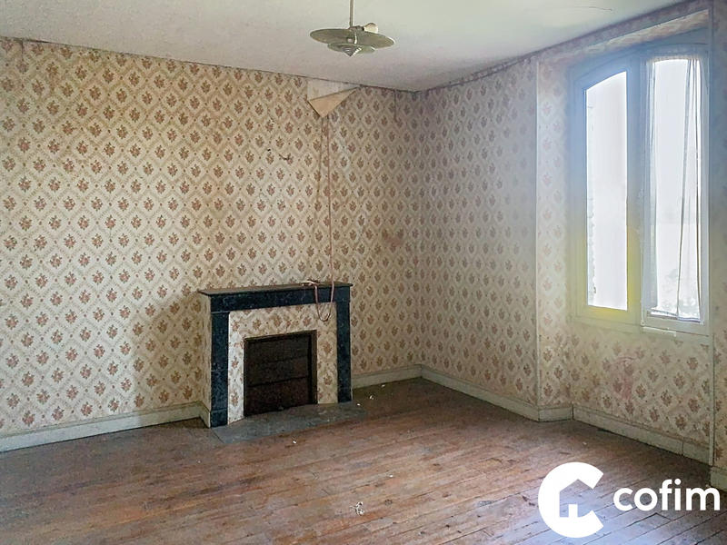 Maison ancienne - 218 m² - 7 pièces