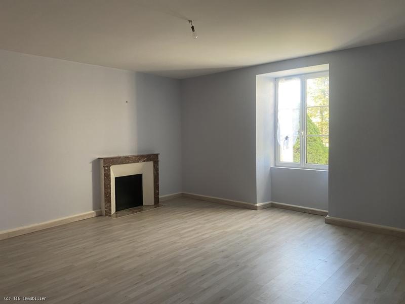 Corps de ferme - 210 m² - 7 pièces