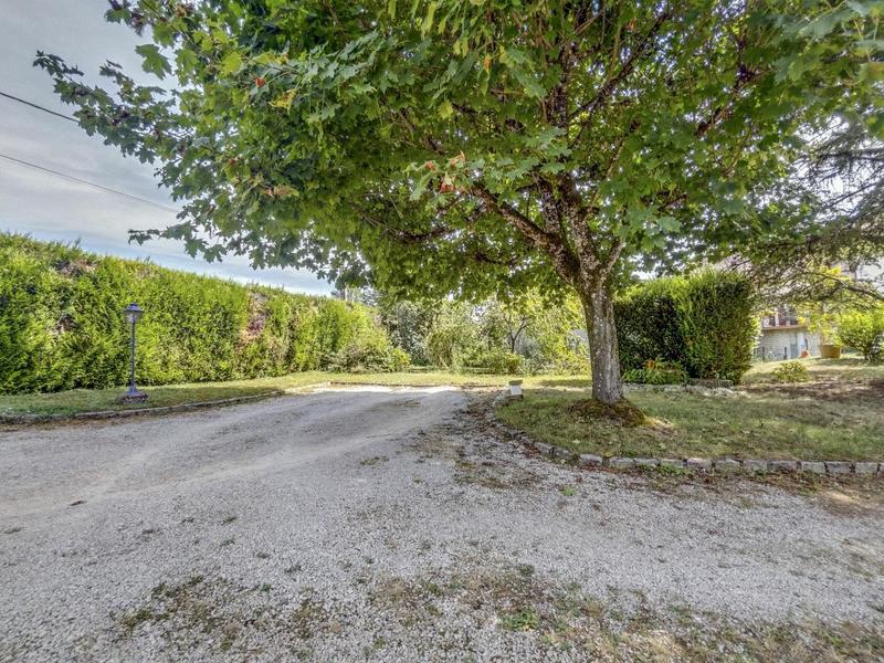 Maison - 145 m² - 5 pièces